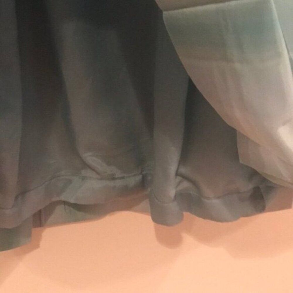 💙 Vintage Banana Republic Women’s Aqua Silk Pleated A-Line Skirt | Size 4 💙 - Picture 7 of 8